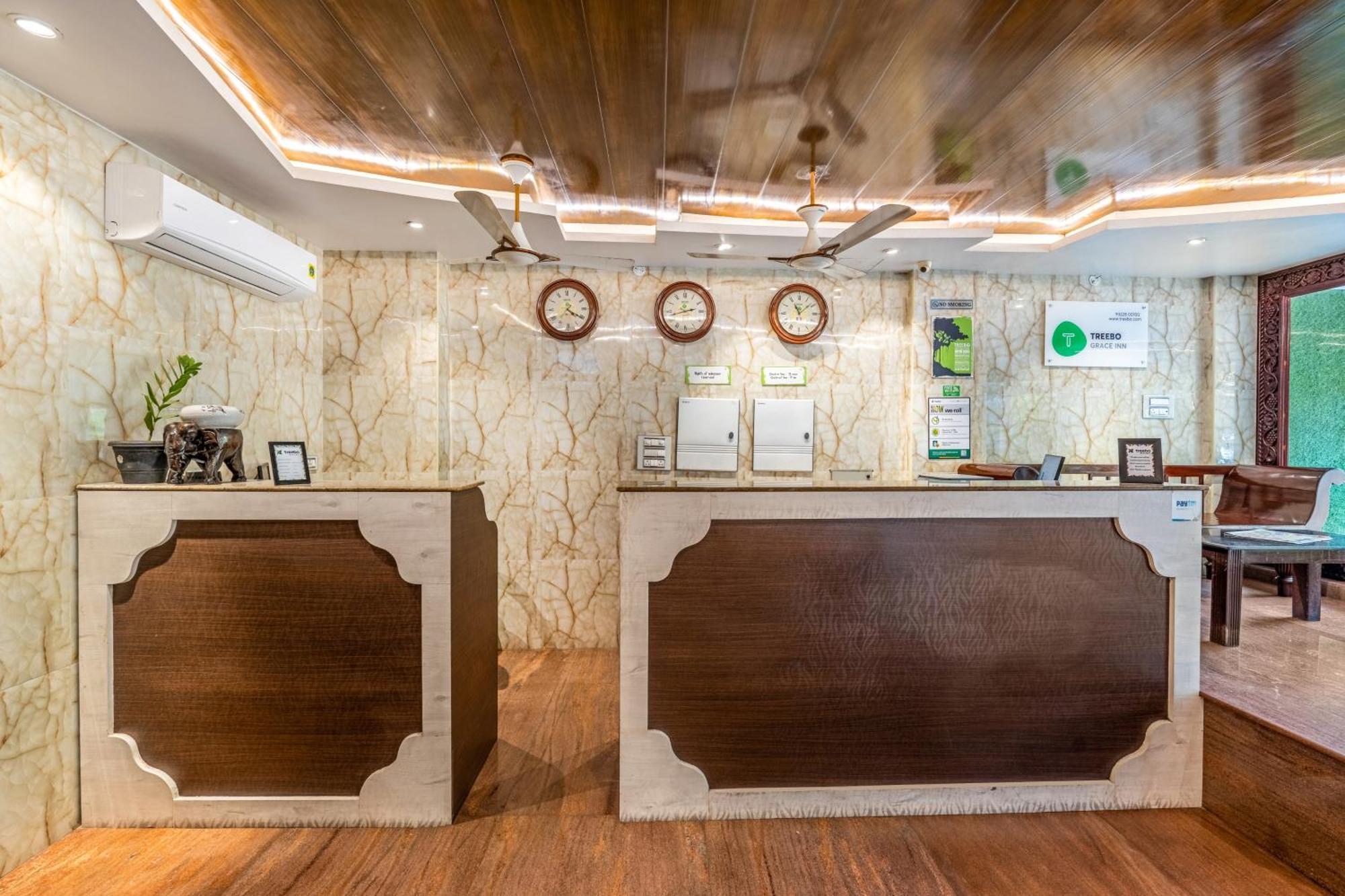 Treebo Grace Inn, 3 Min Walk From Promenade Beach 퐁디셰리 외부 사진